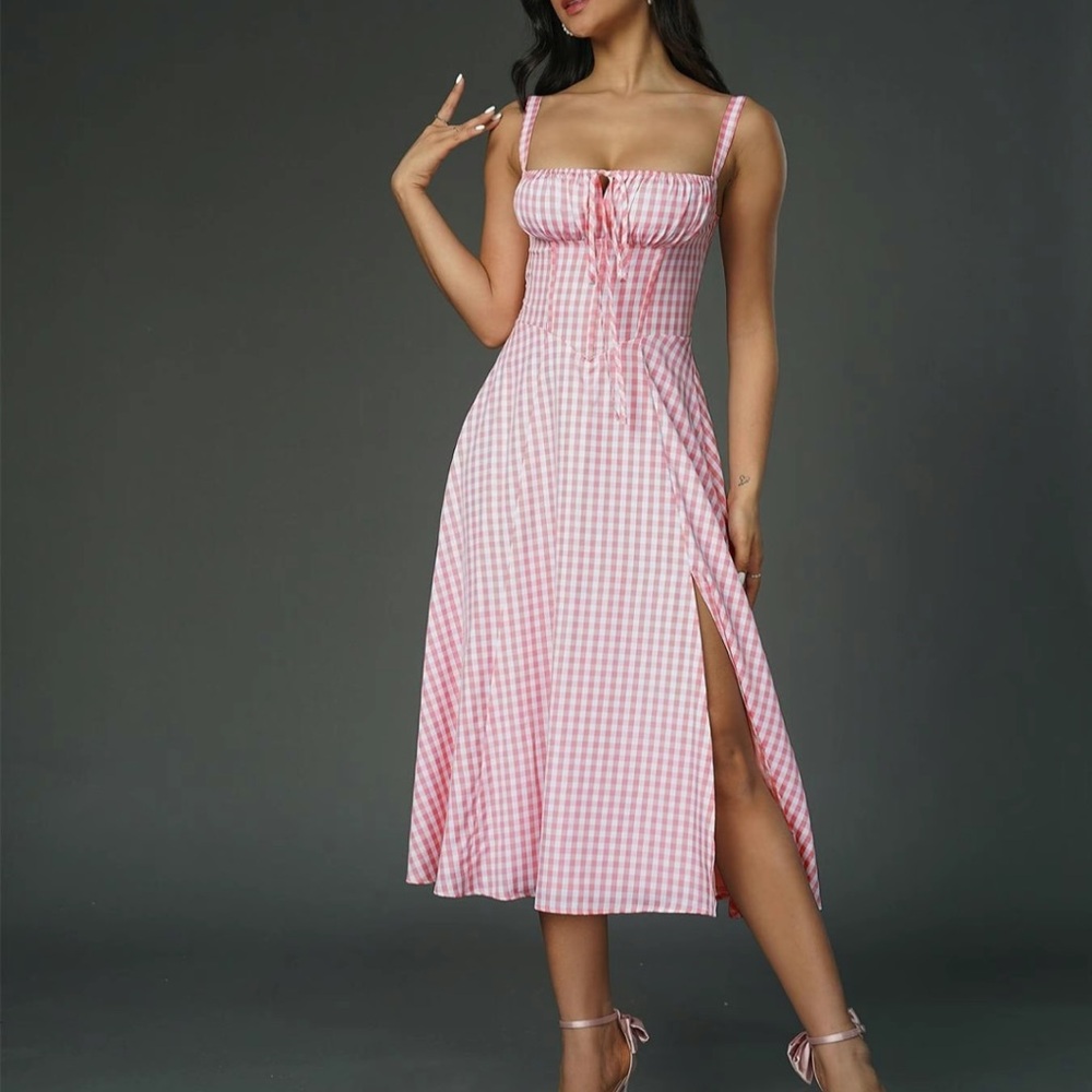 White and pink checkered milkmaid style sundress women’s large 8-10